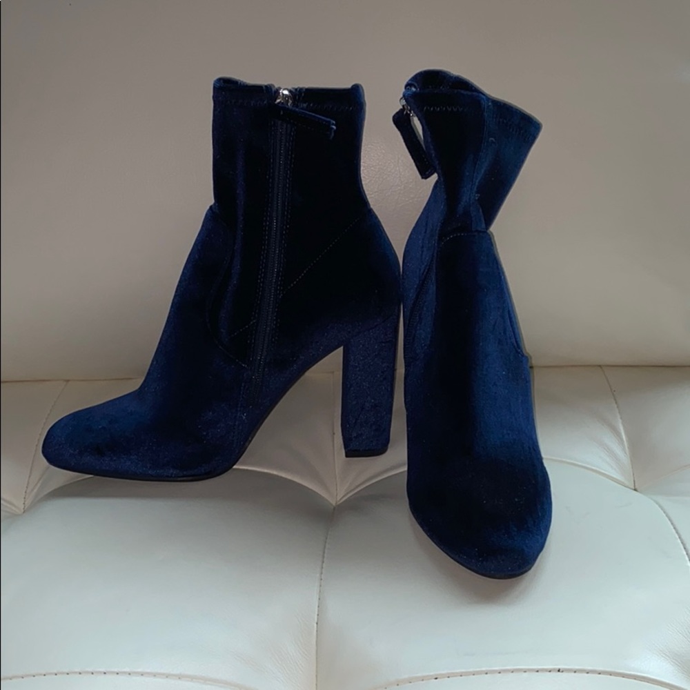 Velvet blue ankle bootie